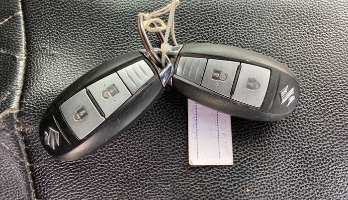 2018 Maruti Baleno ZETA PETROL 1.2, Petrol, Manual, 49,244 km, Key Close Up