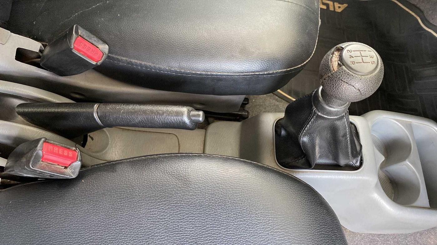 2014 Maruti Alto K10 VXI, Petrol, Manual, 49,148 km, Gear Lever