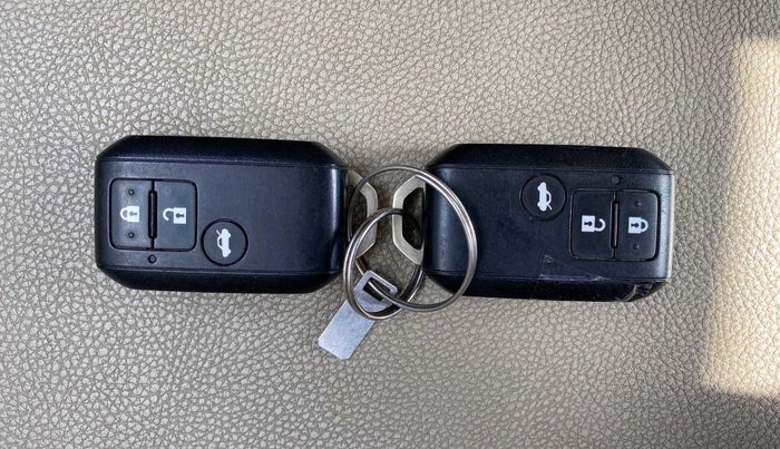 2022 Maruti Dzire ZXI Plus AMT, Petrol, Automatic, 24,567 km, Key Close Up