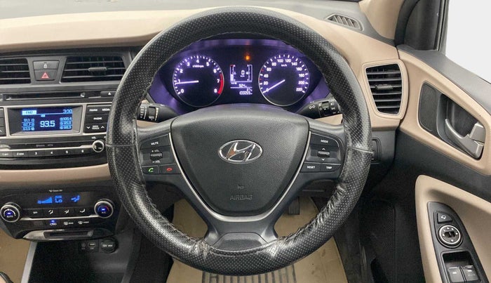 2015 Hyundai Elite i20 SPORTZ 1.2, Petrol, Manual, 1,00,116 km, Steering Wheel Close Up