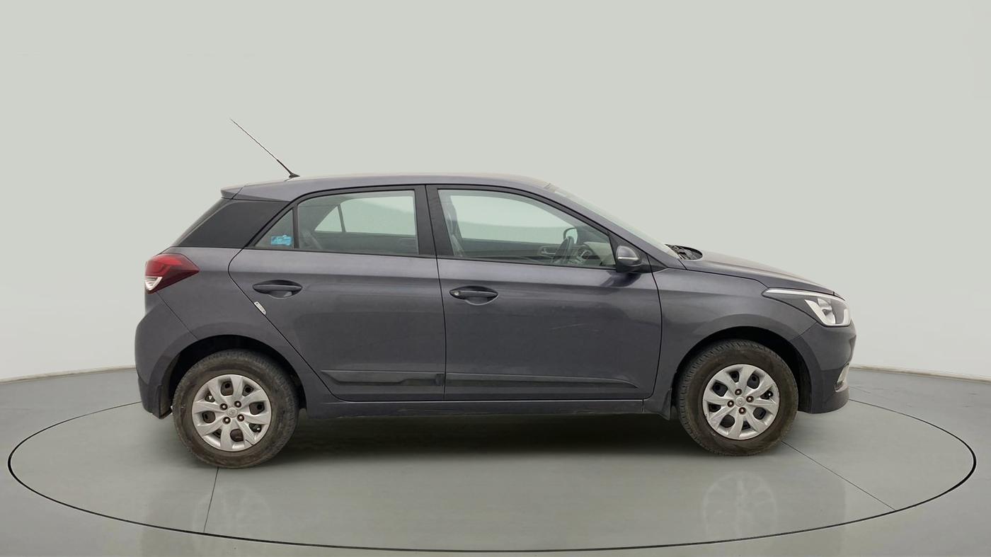 2015 Hyundai Elite i20 SPORTZ 1.2, Petrol, Manual, 1,00,116 km, Right Side View