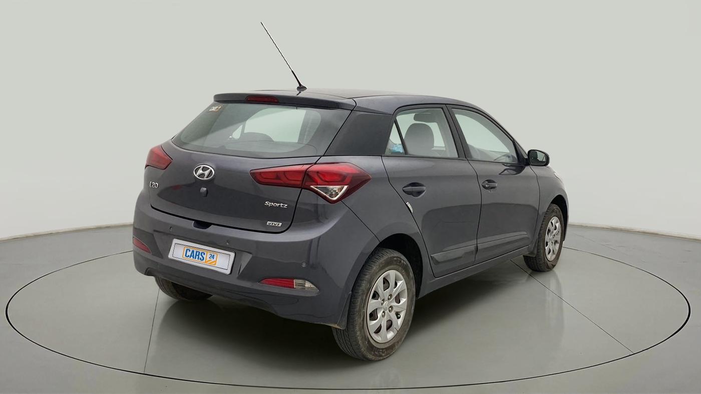 2015 Hyundai Elite i20 SPORTZ 1.2, Petrol, Manual, 1,00,116 km, Right Back Diagonal