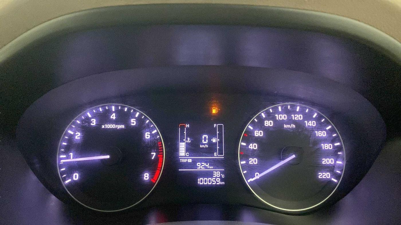 2015 Hyundai Elite i20 SPORTZ 1.2, Petrol, Manual, 1,00,116 km, Odometer Image