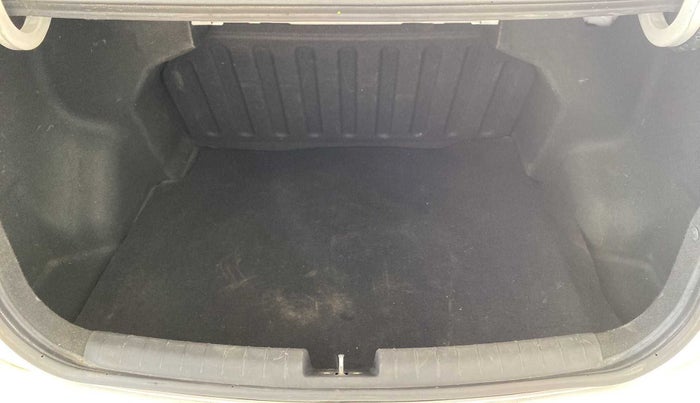 2014 Hyundai Xcent S 1.2, Petrol, Manual, 60,407 km, Boot Inside