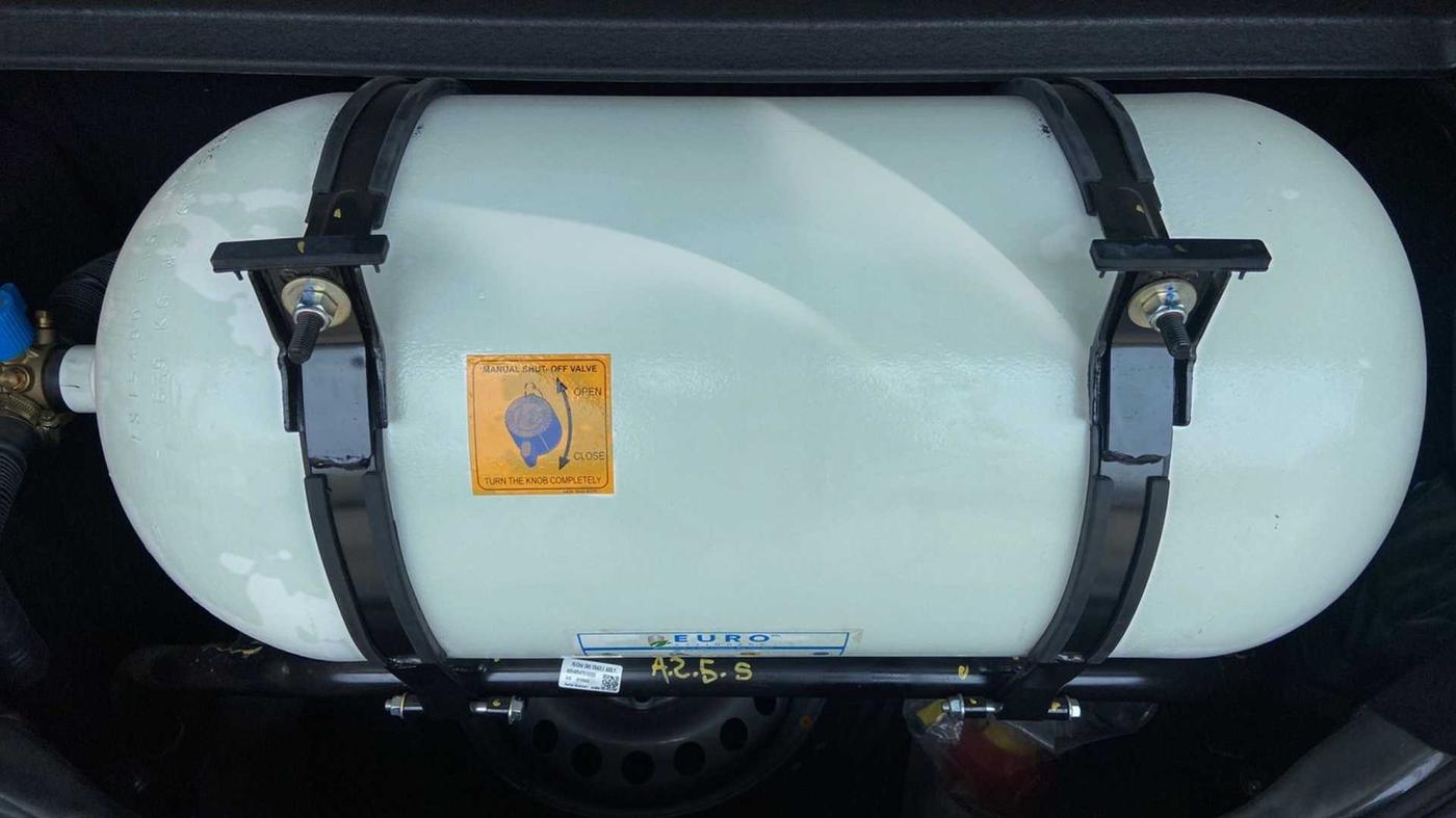 2023 Tata Tiago XT CNG, CNG, Manual, 15,531 km, Boot Inside