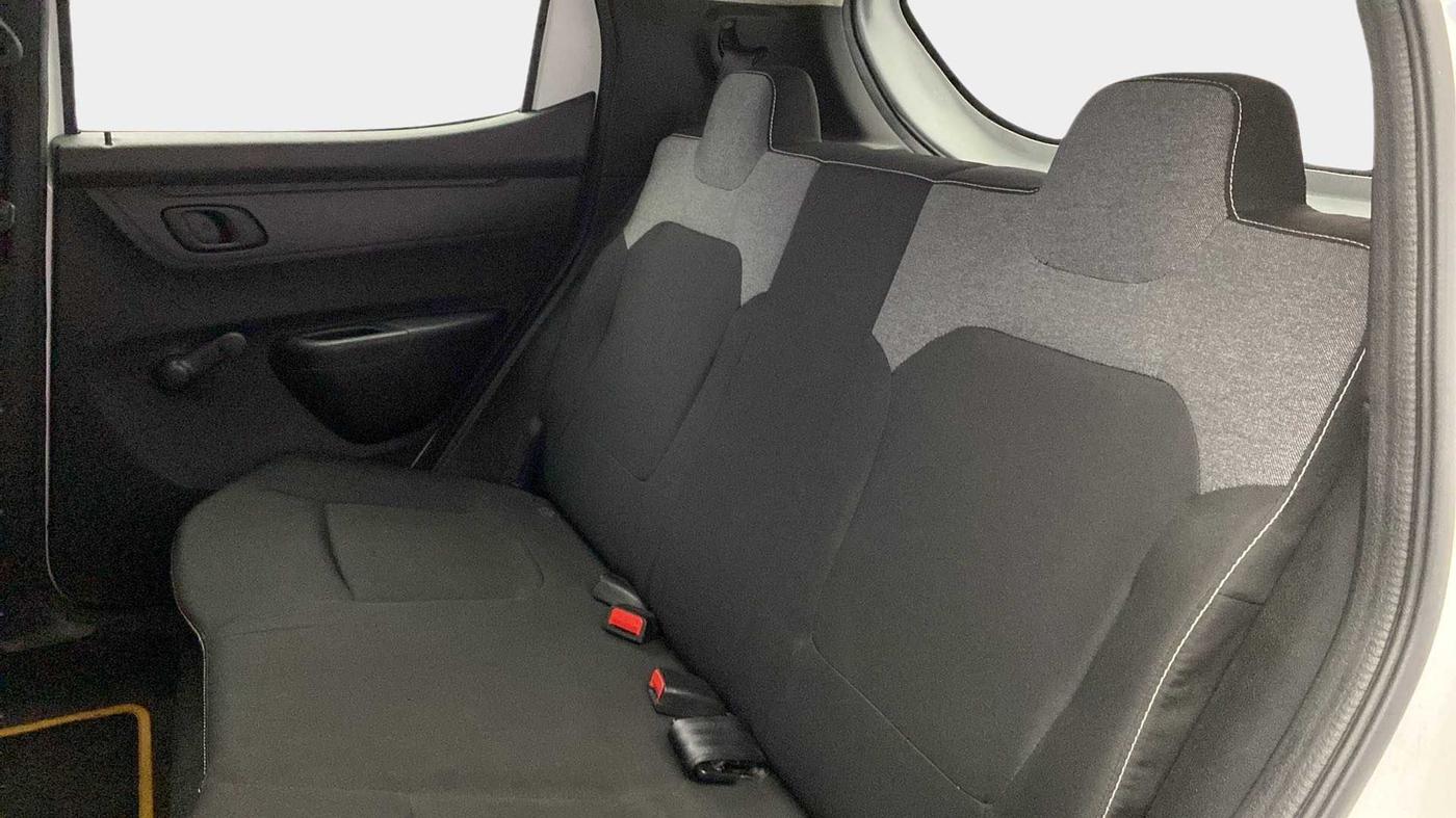 2021 Renault Kwid RXL, Petrol, Manual, 13,117 km, Right Side Rear Door Cabin