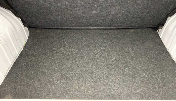 2021 Renault Kwid RXL, Petrol, Manual, 13,117 km, Boot Inside