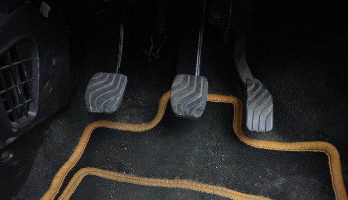 2021 Renault Kwid RXL, Petrol, Manual, 13,117 km, Pedals