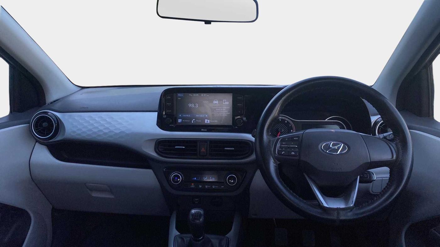 2020 Hyundai Grand i10 SPORTZ 1.2 KAPPA VTVT, Petrol, Manual, 50,614 km, Dashboard