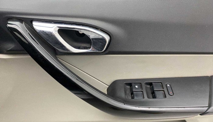 2018 Tata Tiago XZ PETROL, Petrol, Manual, 41,492 km, Driver Side Door Panels Control
