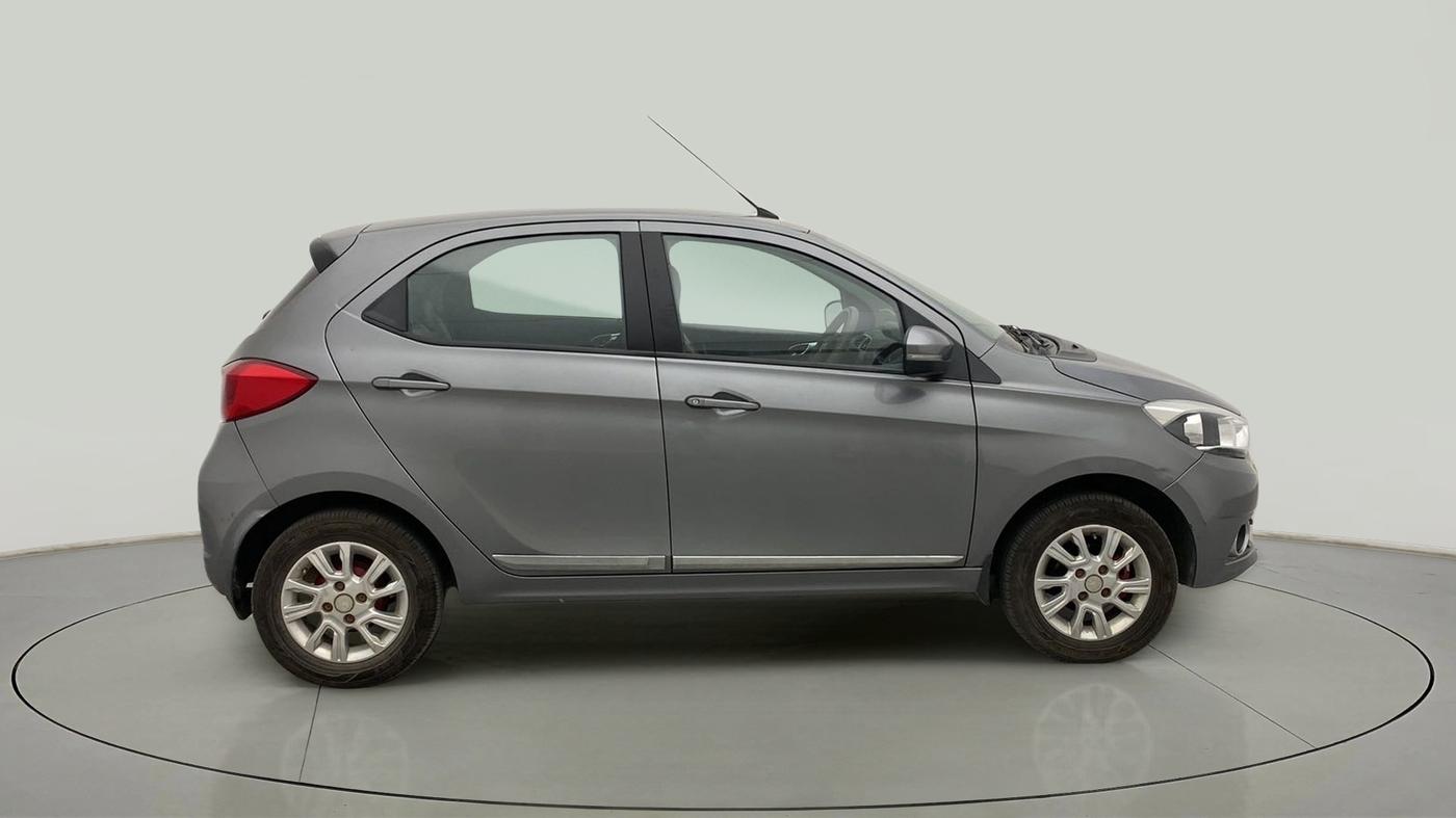 2018 Tata Tiago XZ PETROL, Petrol, Manual, 41,492 km, Right Side View