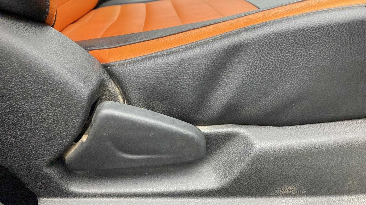 2019 Renault Kwid CLIMBER 1.0, Petrol, Manual, 51,288 km, Driver Side Adjustment Panel