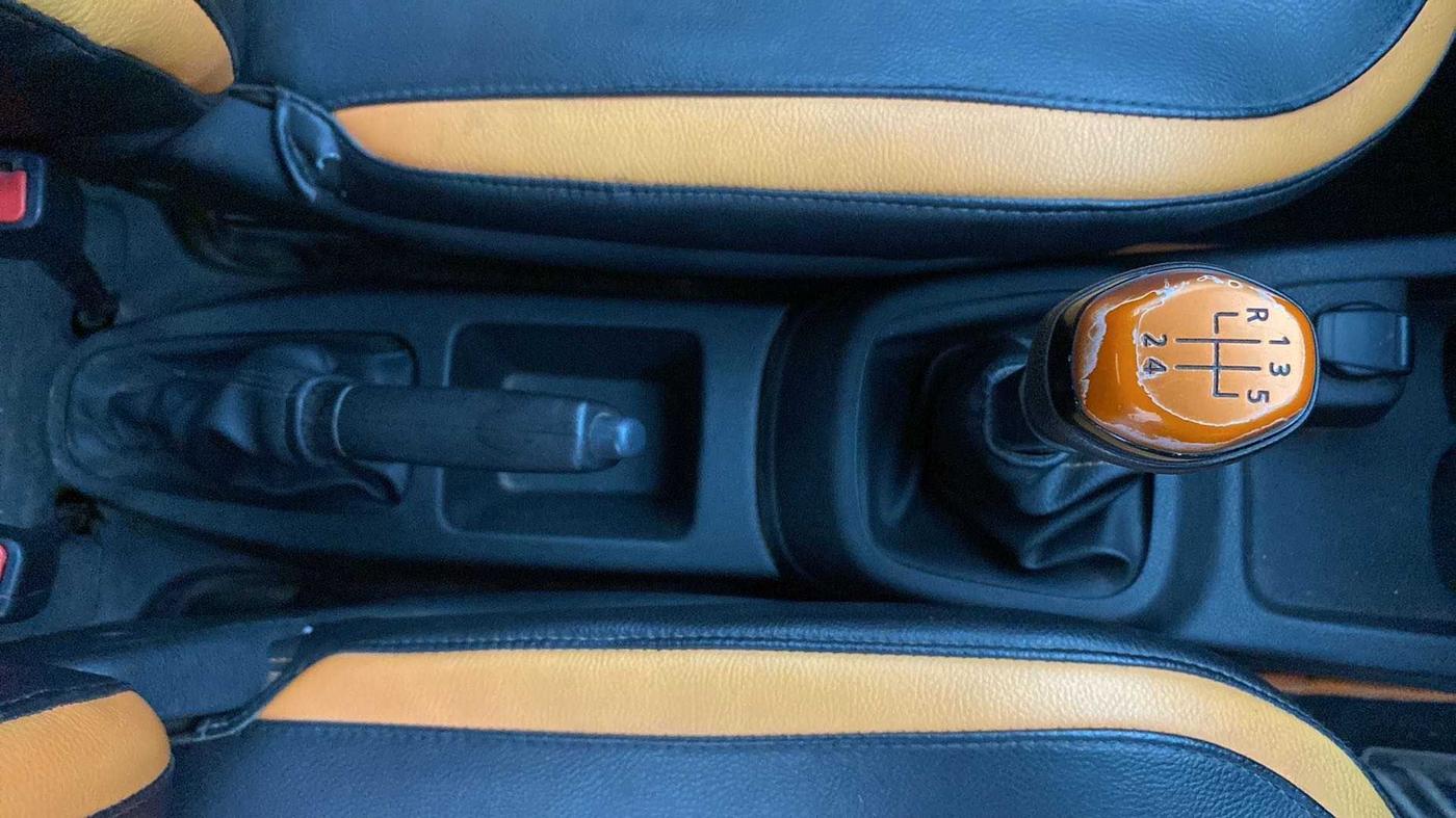 2019 Renault Kwid CLIMBER 1.0, Petrol, Manual, 51,288 km, Gear Lever