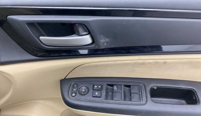 2019 Honda Amaze 1.2L I-VTEC S, Petrol, Manual, 36,170 km, Driver Side Door Panels Control