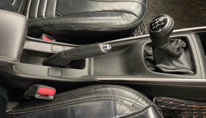 2020 Maruti Baleno ZETA PETROL 1.2, Petrol, Manual, 36,323 km, Gear Lever