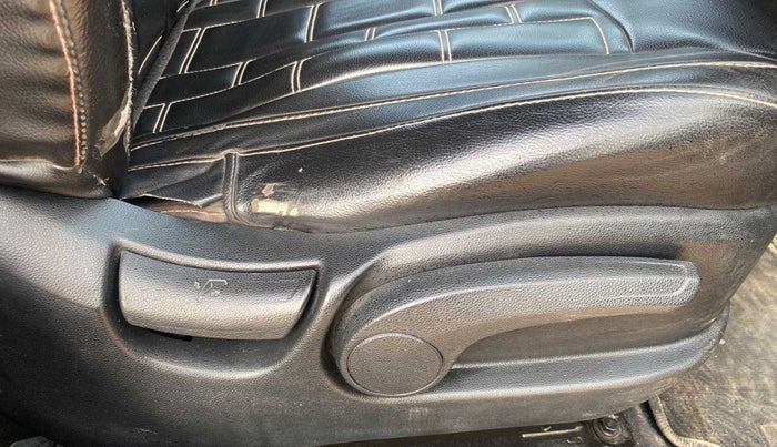 2018 Hyundai Creta SX 1.6 PETROL, Petrol, Manual, 80,817 km, Driver Side Adjustment Panel