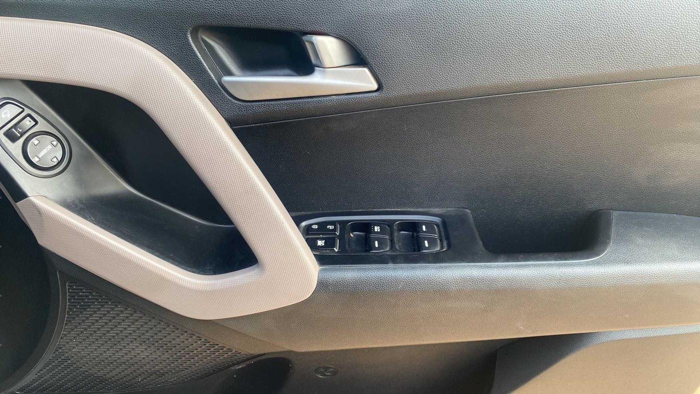 2018 Hyundai Creta SX 1.6 PETROL, Petrol, Manual, 80,817 km, Driver Side Door Panels Control