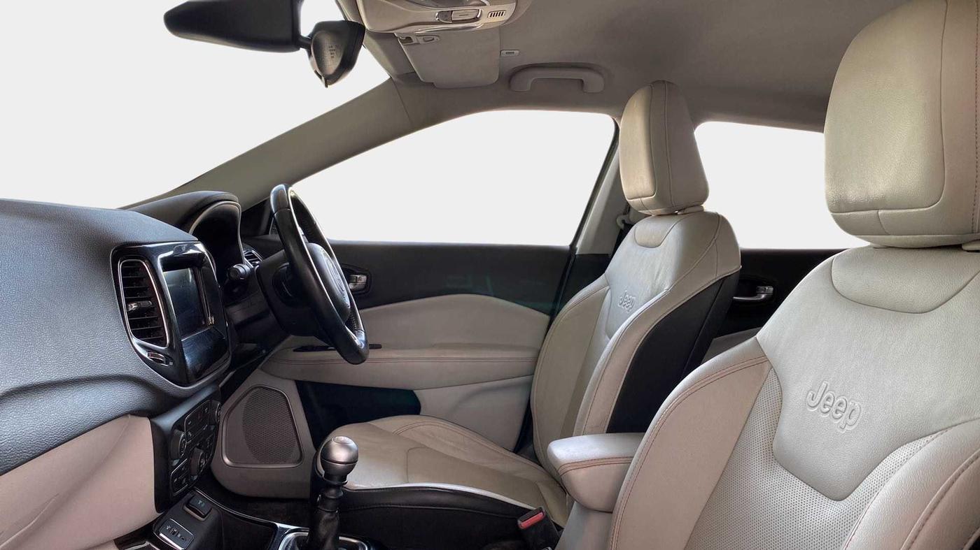 2018 Jeep Compass LIMITED 2.0 DIESEL, Diesel, Manual, 61,067 km, Right Side Front Door Cabin