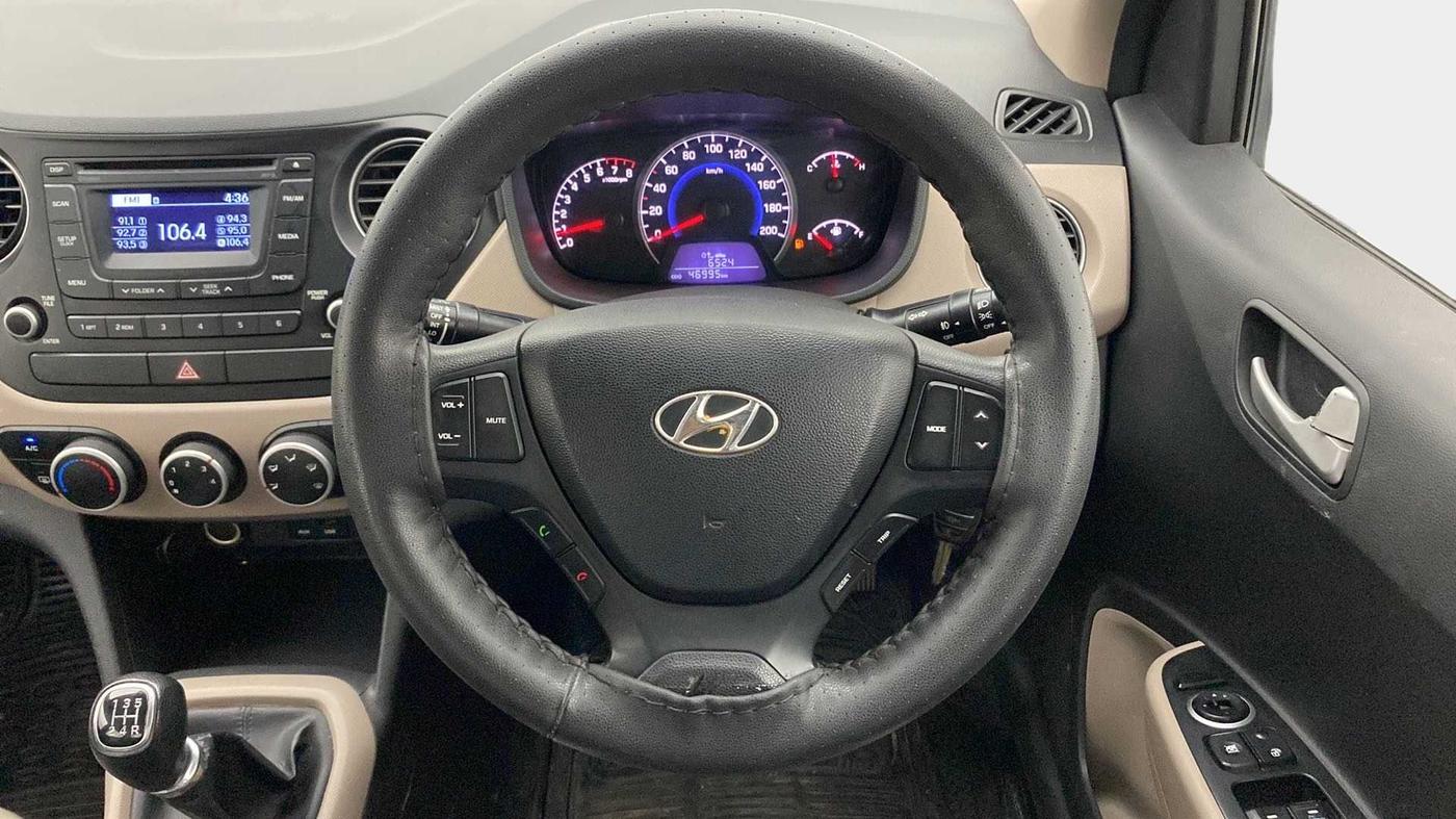 2015 Hyundai Grand i10 SPORTZ 1.2 KAPPA VTVT, Petrol, Manual, 46,926 km, Steering Wheel Close Up