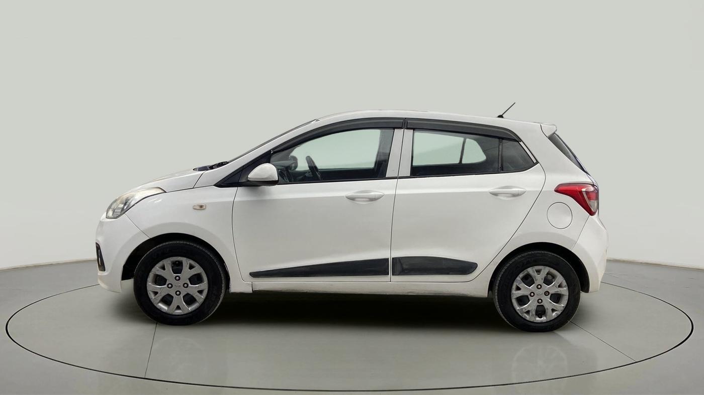 2016 Hyundai Grand i10 MAGNA 1.2 KAPPA VTVT, Petrol, Manual, 35,832 km, Left Side