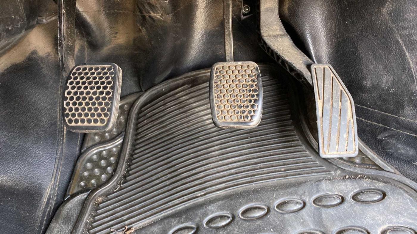 2019 Maruti Alto LXI, Petrol, Manual, 59,040 km, Pedals