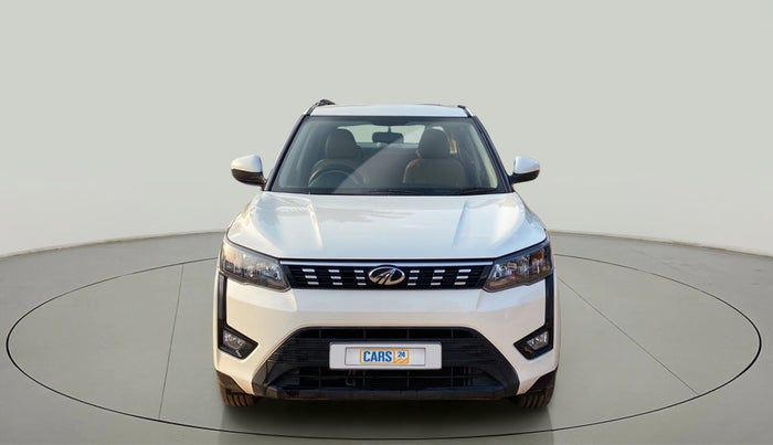 2022 Mahindra XUV300 W6 1.2 PETROL AMT, Petrol, Automatic, 14,205 km, Front