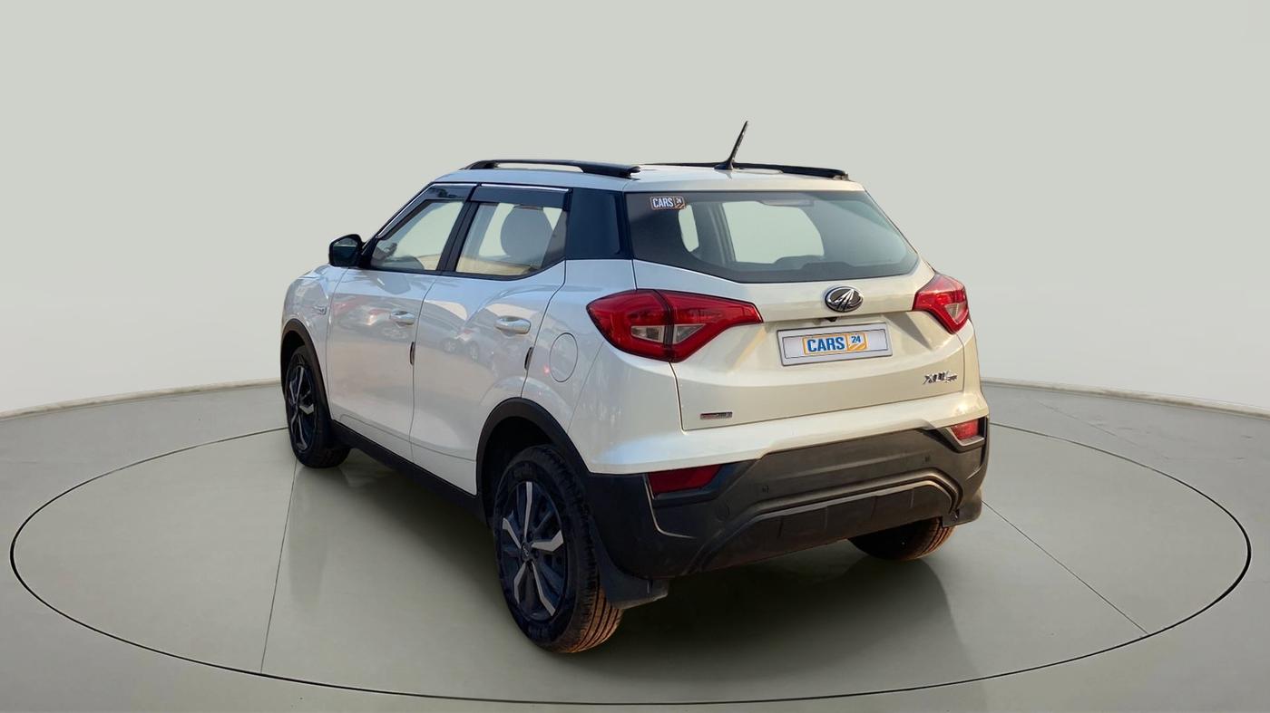 2022 Mahindra XUV300 W6 1.2 PETROL AMT, Petrol, Automatic, 14,205 km, Left Back Diagonal