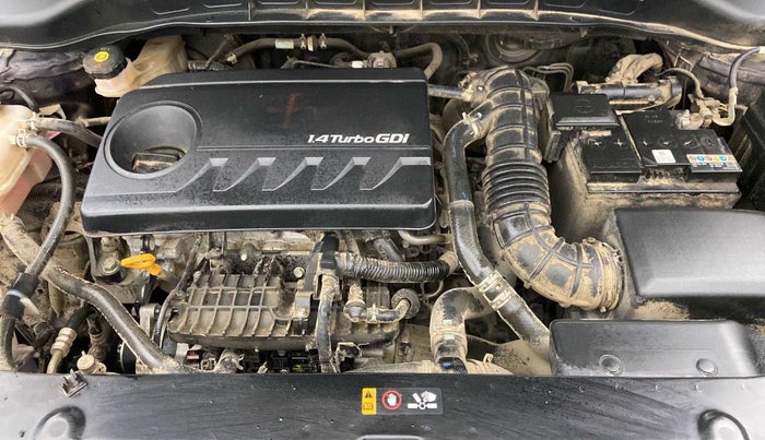 2022 KIA CARENS LUXURY PLUS 1.4 PETROL 6 STR, Petrol, Manual, 24,378 km, Open Bonet