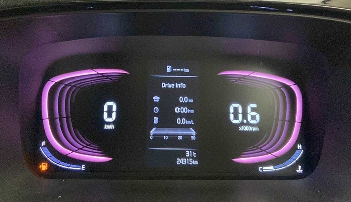 2022 KIA CARENS LUXURY PLUS 1.4 PETROL 6 STR, Petrol, Manual, 24,378 km, Odometer Image