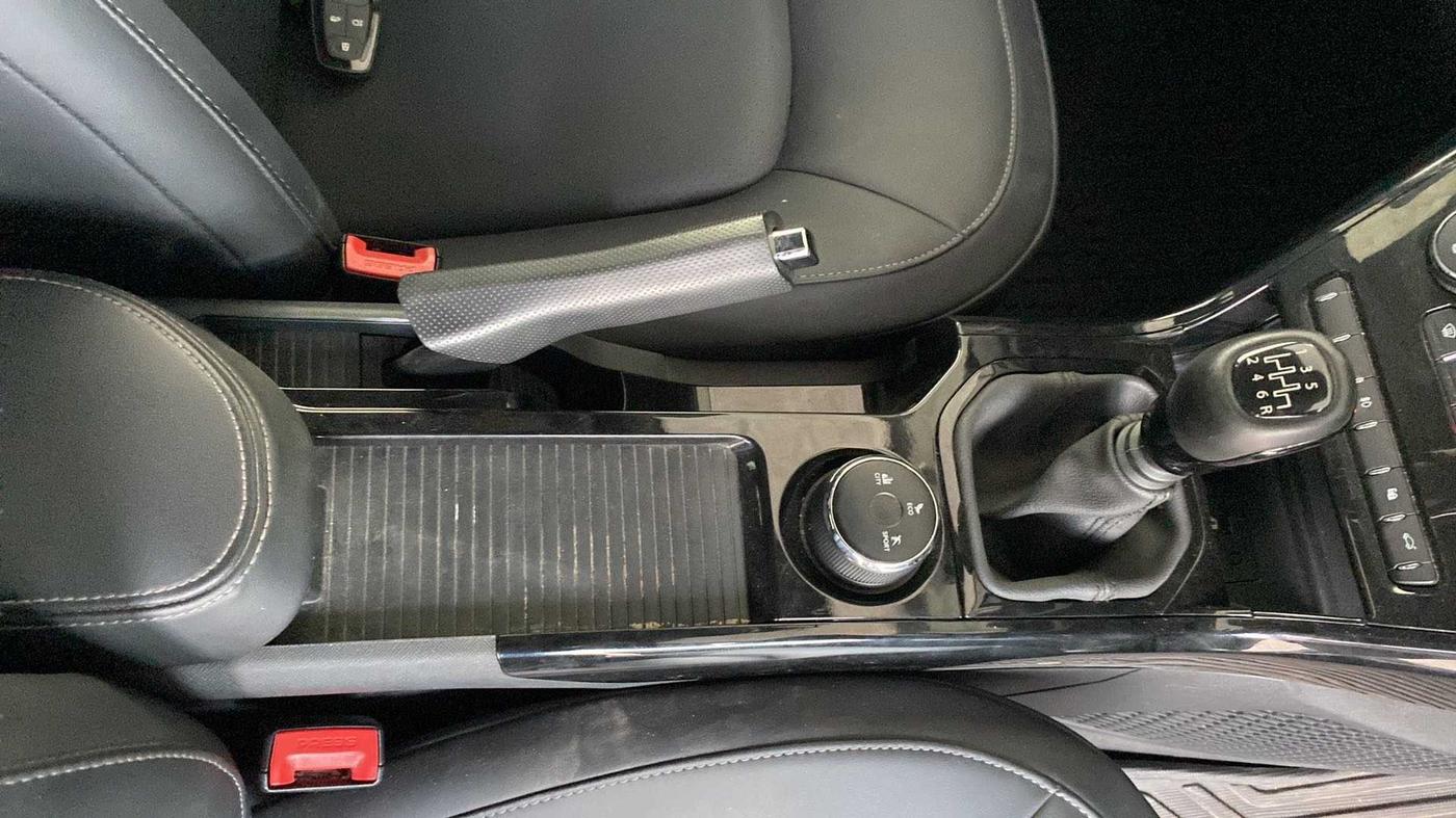 2022 Tata NEXON XZ PLUS (HS) DIESEL DARK EDITION, Diesel, Manual, 35,285 km, Gear Lever
