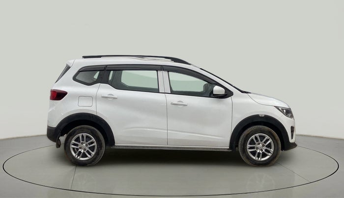 2021 Renault TRIBER RXL MT, Petrol, Manual, 26,568 km, Right Side View