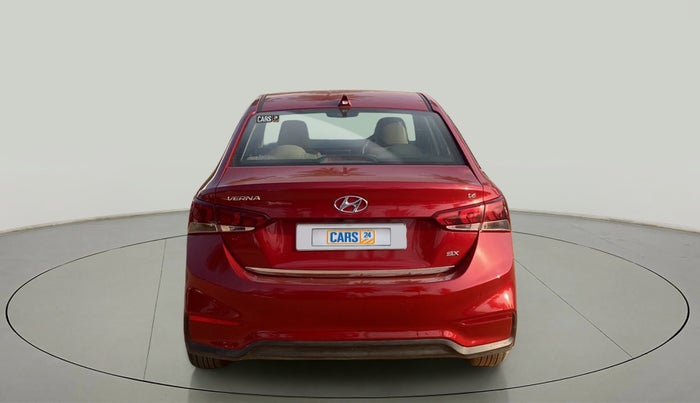 2018 Hyundai Verna 1.6 VTVT SX, Petrol, Manual, 15,929 km, Back/Rear