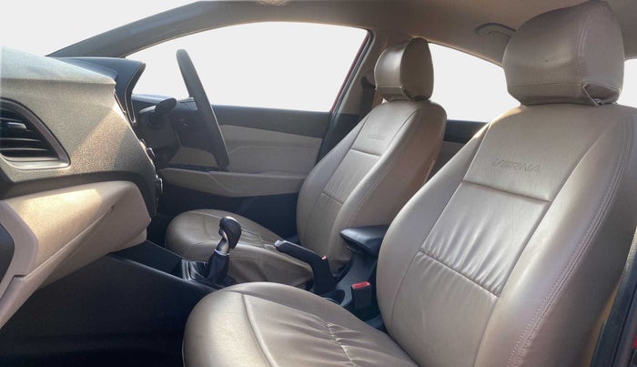 2018 Hyundai Verna 1.6 VTVT SX, Petrol, Manual, 15,929 km, Right Side Front Door Cabin