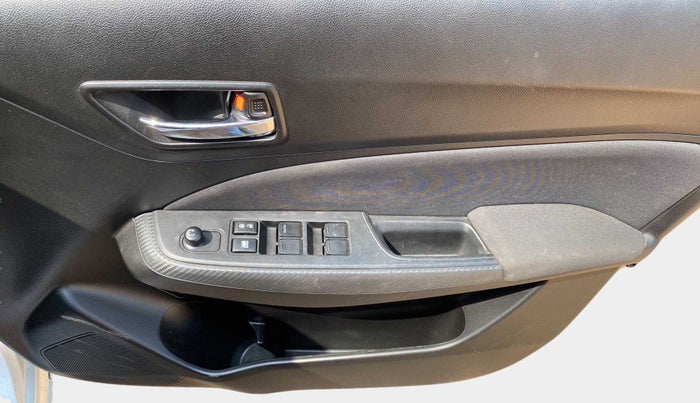 2023 Maruti Swift VXI, Petrol, Manual, 9,178 km, Driver Side Door Panels Control