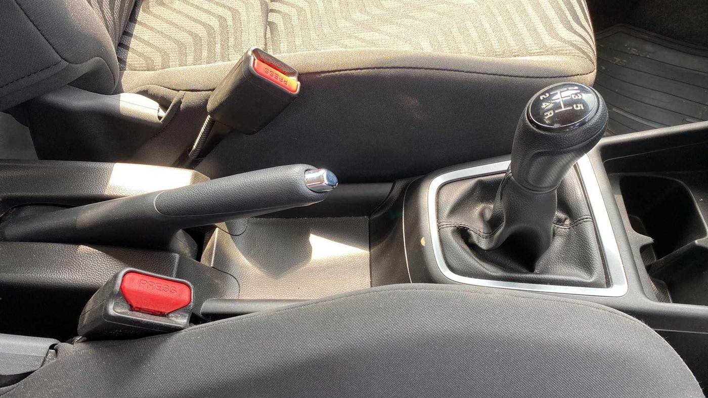 2023 Maruti Swift VXI, Petrol, Manual, 9,178 km, Gear Lever