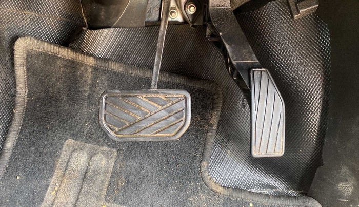 2020 Maruti S PRESSO VXI PLUS AMT, Petrol, Automatic, 24,864 km, Pedals