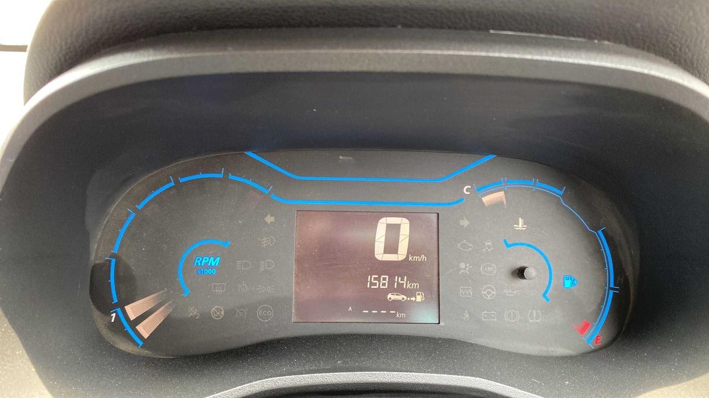 2022 Renault Kwid RXT 1.0, Petrol, Manual, 15,819 km, Odometer Image