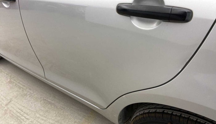 2013 Maruti Swift LXI, Petrol, Manual, 61,671 km, Rear left door - Slightly dented