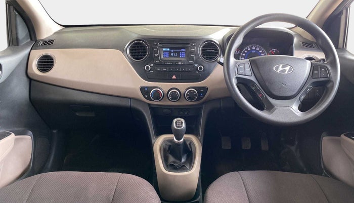 2015 Hyundai Grand i10 SPORTZ 1.2 KAPPA VTVT, Petrol, Manual, 32,135 km, Dashboard