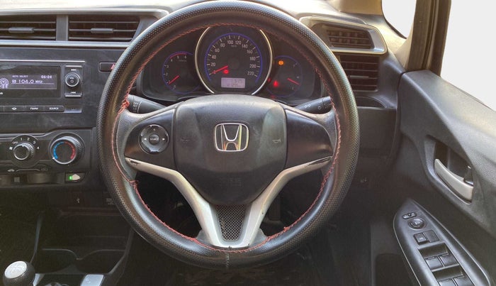 2017 Honda Jazz 1.5L I-DTEC S, Diesel, Manual, 1,21,557 km, Steering Wheel Close Up