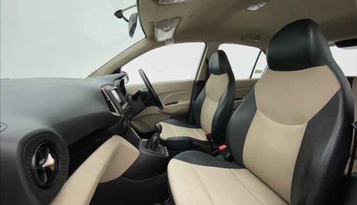 2020 Hyundai NEW SANTRO SPORTZ EXECUTIVE MT CNG, CNG, Manual, 65,837 km, Right Side Front Door Cabin