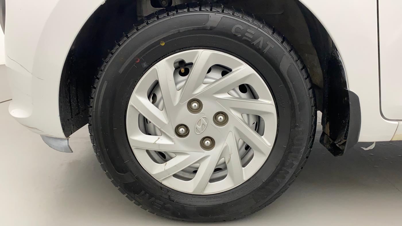 2020 Hyundai NEW SANTRO SPORTZ EXECUTIVE MT CNG, CNG, Manual, 65,837 km, Left Front Wheel