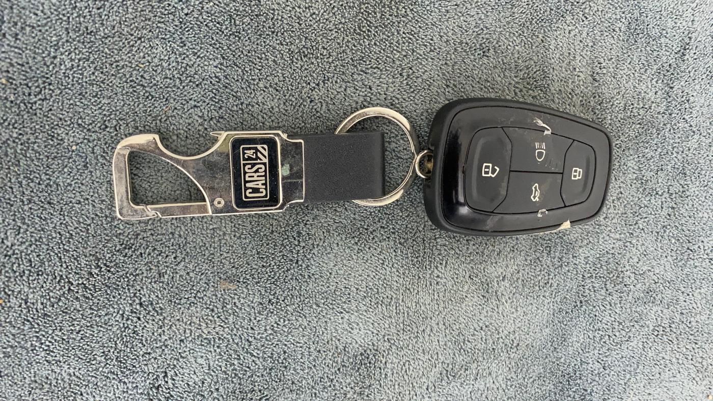 2021 Tata Safari XZA PLUS 6S, Diesel, Automatic, 35,477 km, Key Close Up