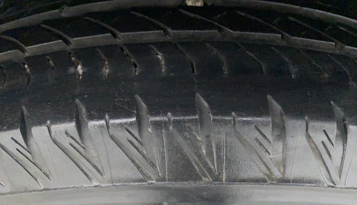 2021 Tata Safari XZA PLUS 6S, Diesel, Automatic, 35,477 km, Right Rear Tyre Tread