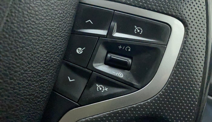 2021 Tata Safari XZA PLUS 6S, Diesel, Automatic, 35,477 km, Adaptive Cruise Control