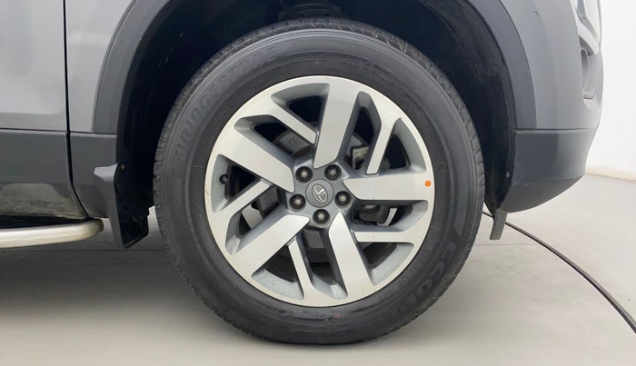 2021 Tata Safari XZA PLUS 6S, Diesel, Automatic, 35,477 km, Right Front Wheel