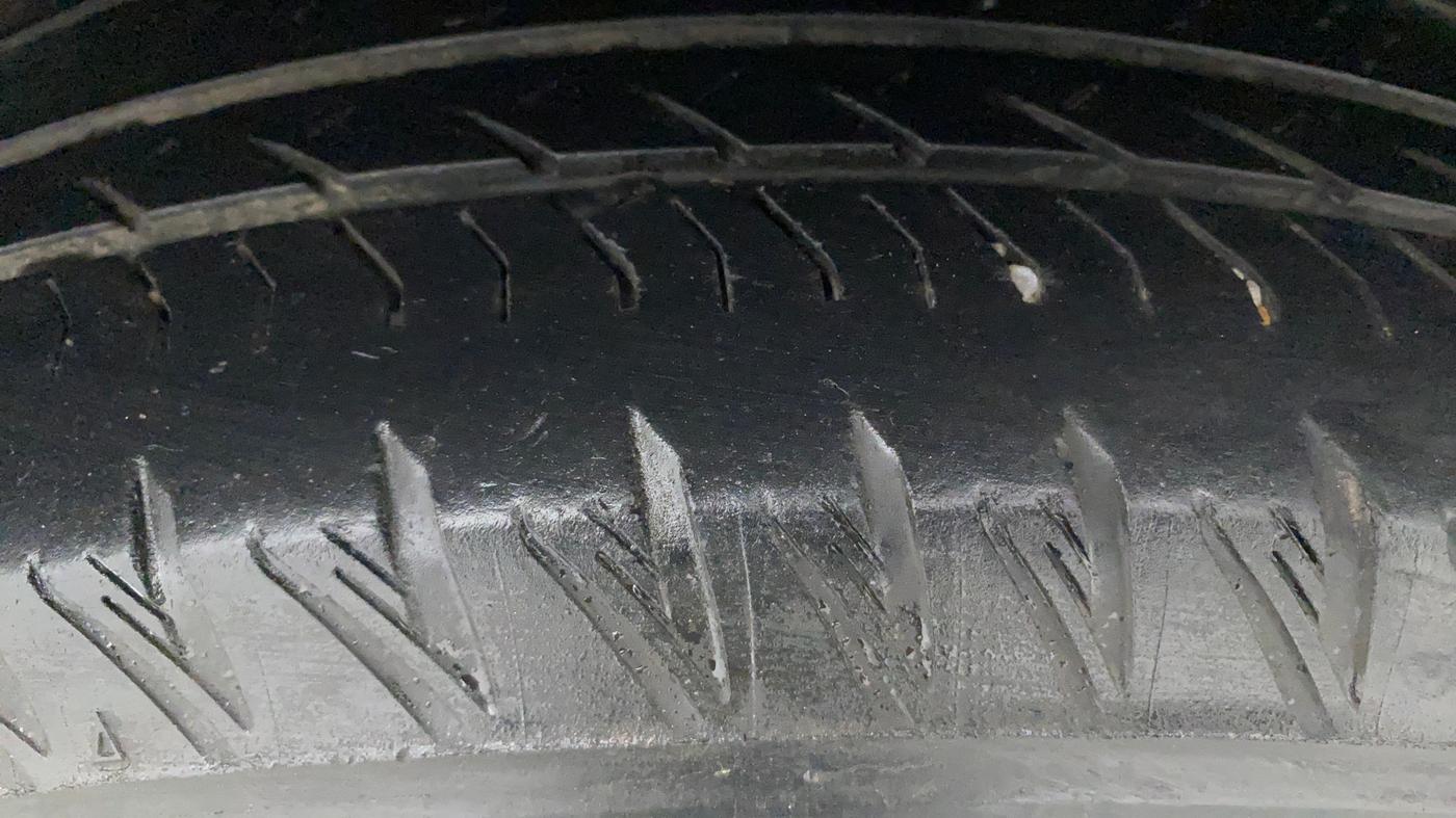 2021 Tata Safari XZA PLUS 6S, Diesel, Automatic, 35,477 km, Left Rear Tyre Tread