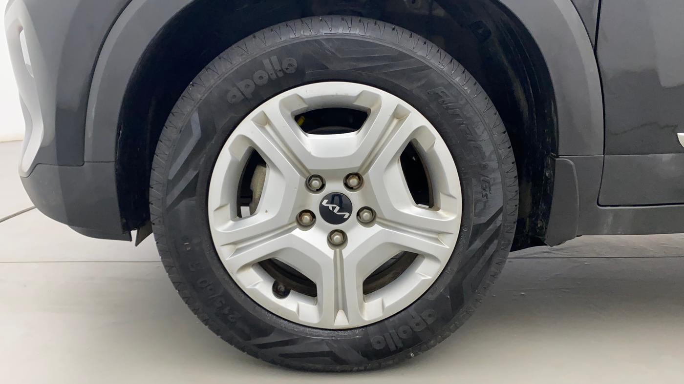 2022 KIA SONET HTK PLUS 1.0 IMT, Petrol, Manual, 7,671 km, Left Front Wheel