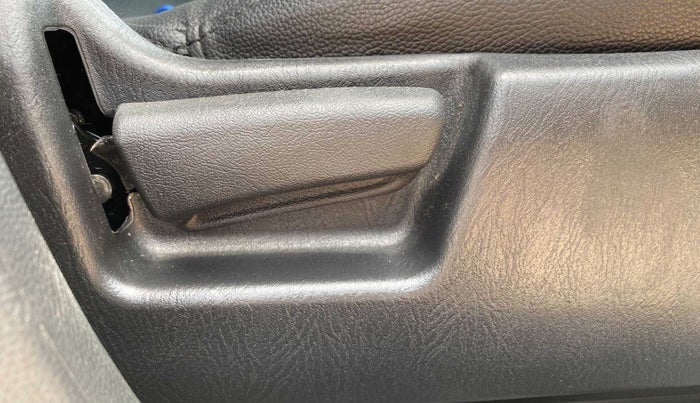 2023 Maruti Alto LXI O, Petrol, Manual, 4,788 km, Driver Side Adjustment Panel