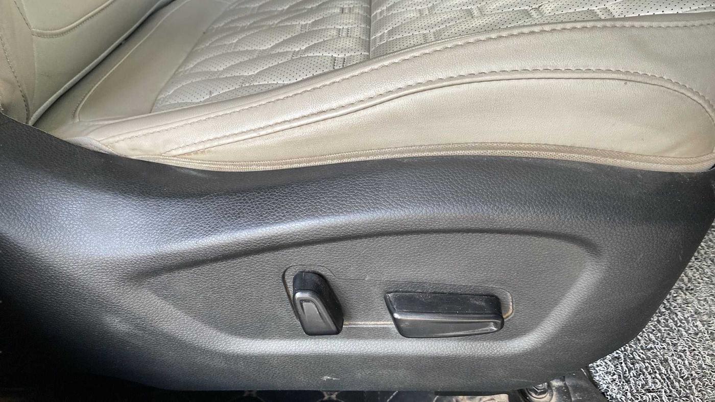 2020 KIA SELTOS HTX PLUS AT1.5 DIESEL, Diesel, Automatic, 73,055 km, Driver Side Adjustment Panel
